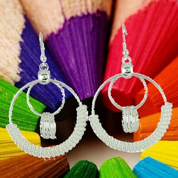 Big Hoop Vintage Earrings - Picture 2 of 5